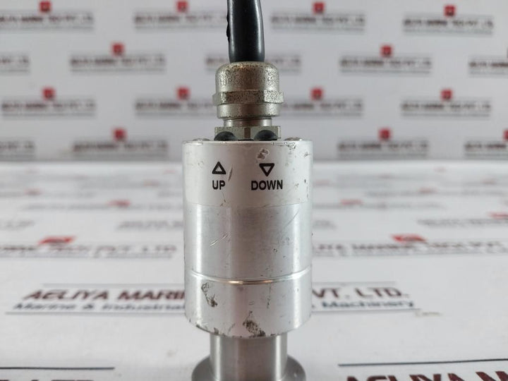 Leybold Di 2000 Vacuum Sensor 12-30 Vdc