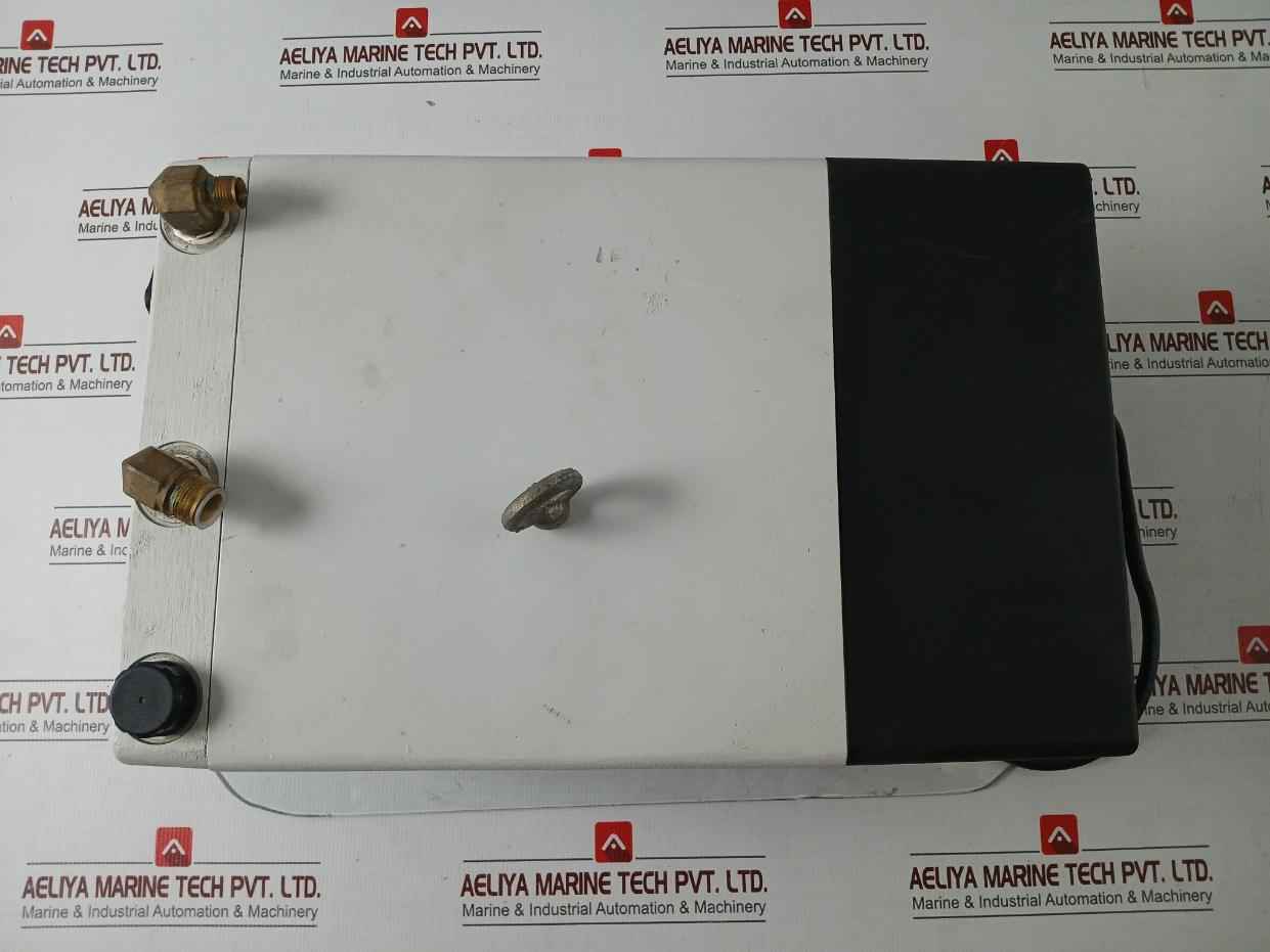 Leybold Sv25 9550363 Sogevac Vacuum Pump 3000071090810 200v 5.5a 60hz