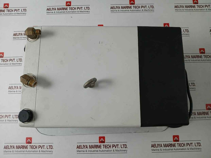 Leybold Sv25 9550363 Sogevac Vacuum Pump 3000071090810 200v 5.5a 60hz