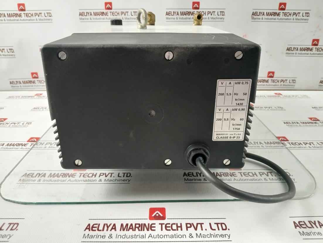 Leybold Sv25 9550363 Sogevac Vacuum Pump 3000071090810 200v 5.5a 60hz