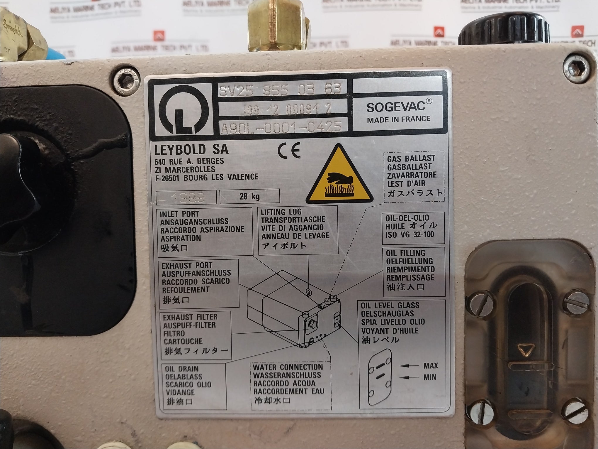 Leybold Sv25 955 03 63 Vacuum Pump 200V 5.5A Class B Ip23