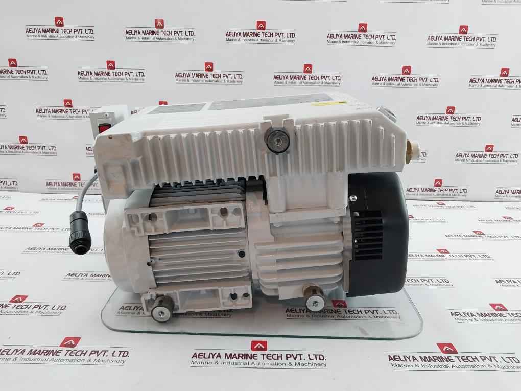 Leybold Sv 40 Bifc Sogevac Rotary Vane Vacuum Pump 1000 Mbar 180-264V V1.40