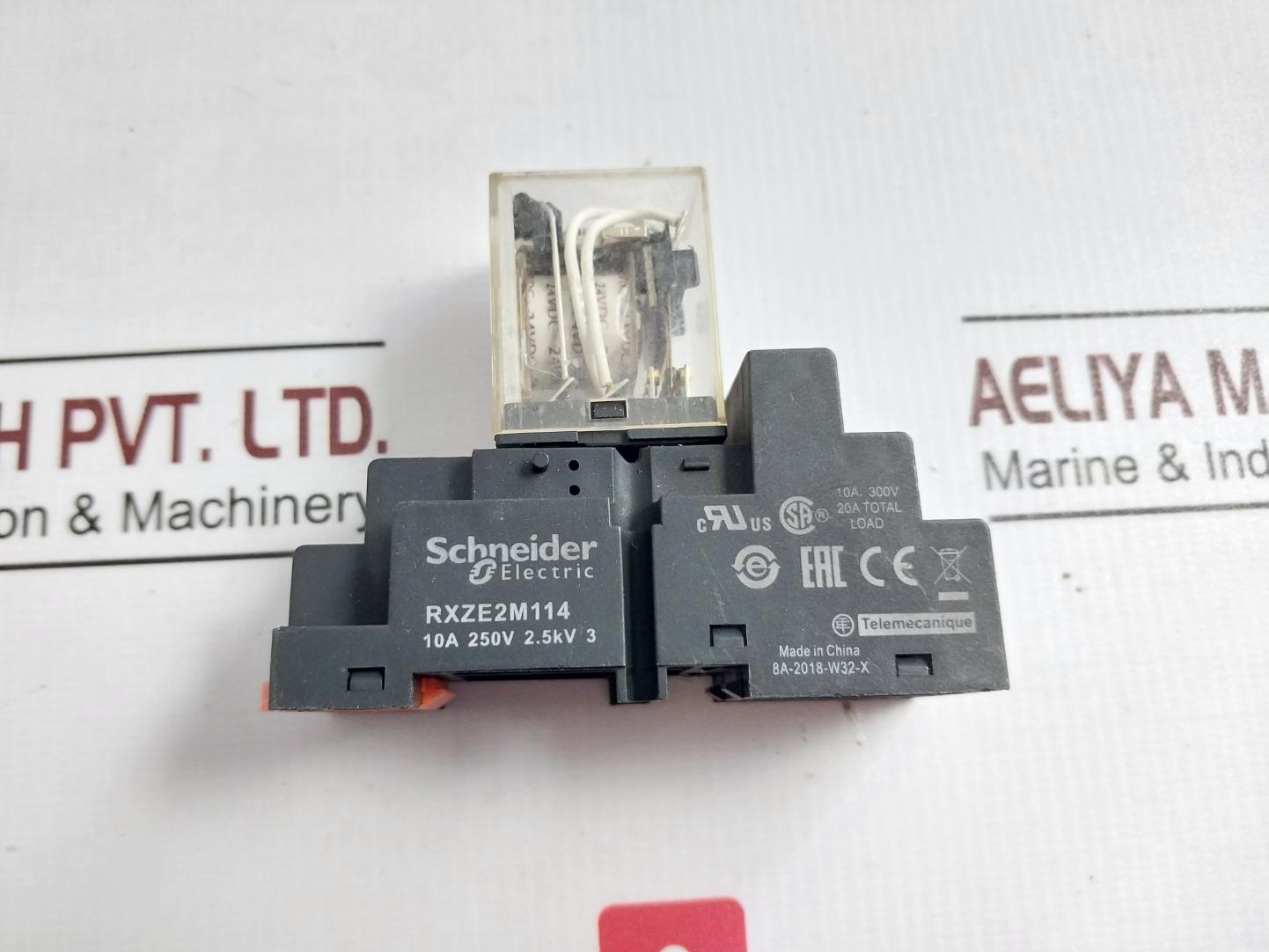 Lg/Schneider Electric Szr-my4-d1 Dc24V Power Relay 10A 250V 2 5Kv 3