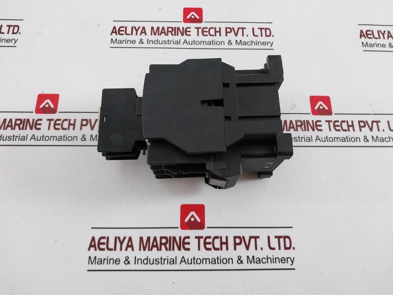 Lg Smc(D)-20P Ac Magnetic Contactor W/ Auxiliary Contact Unit Ua-2 200-220V 60Hz 690V