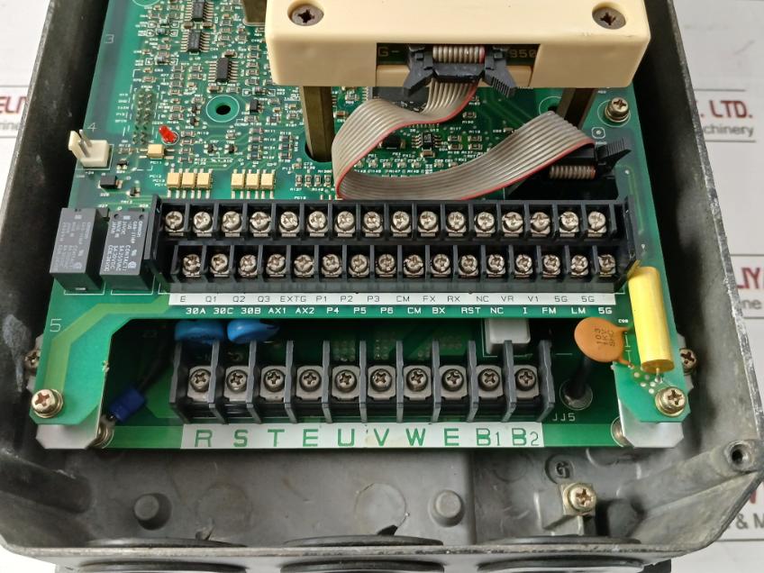 Lg Sv022Is3-4N Ac Motor Speed Controller Inverter Ac380-460V 50/60Hz 5.5A 4.2Kva