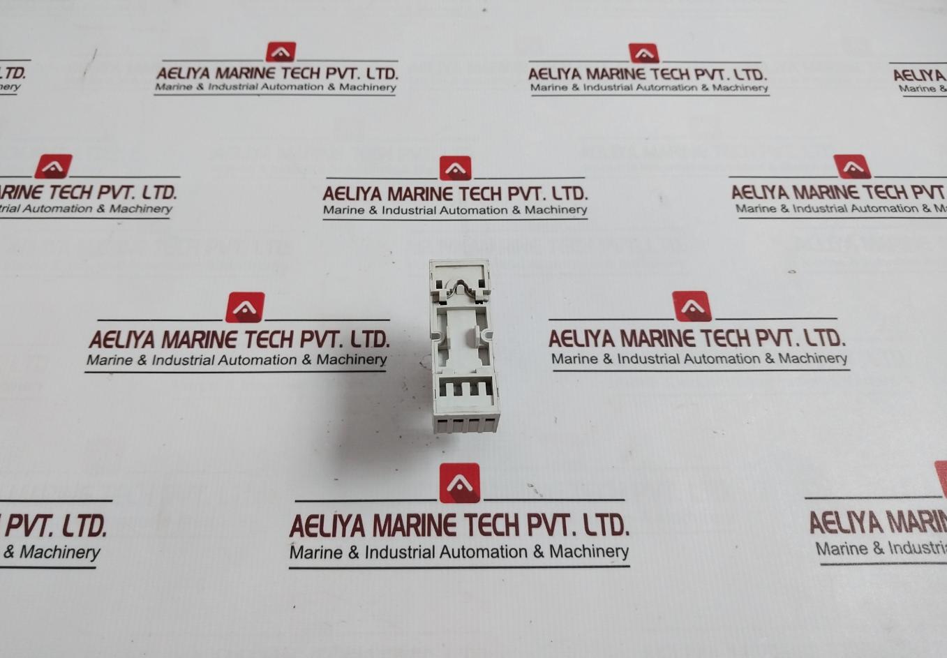Lg Szr-my4-n1 Power Relay With Socket Cr-m4Ss, 1Svr 405 651 R3000 Dc24V 250Vac