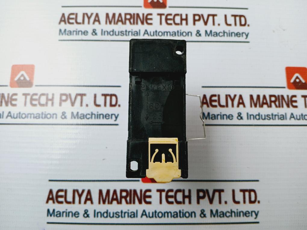 Lg Szr-my4-n1 Relay With Socket Szx-smf