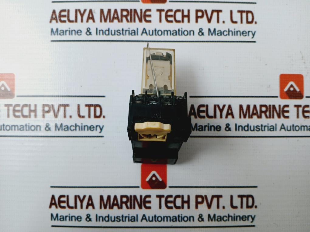 Lg Szr-my4-n1 Relay With Socket Szx-smf