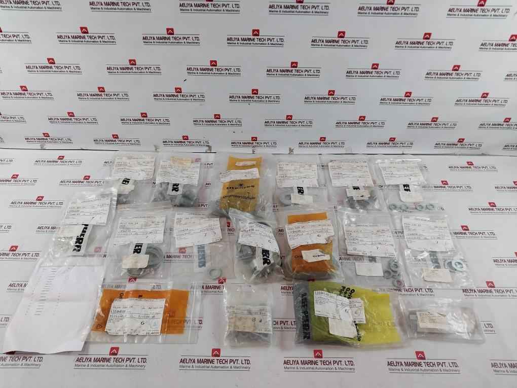 Liebherr 411515014 Assorted Fastener & Fitting Lot Bos 2600730, Bos 2600/30
