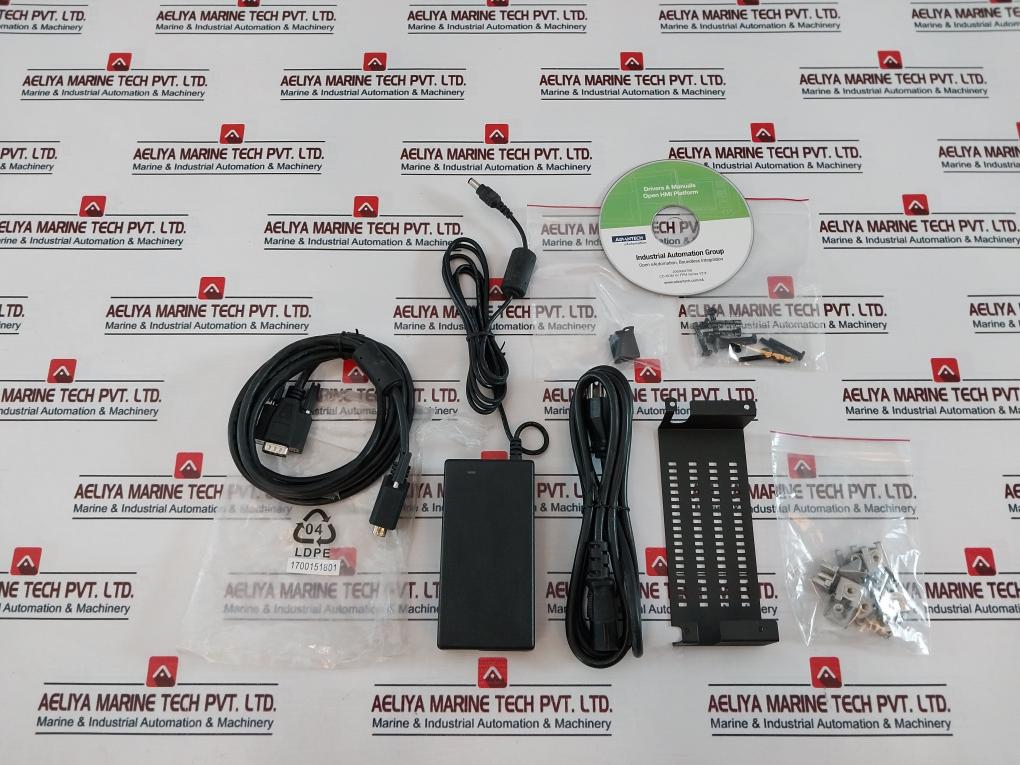 Lien Electronics LE-9702B+5012 AC Adapter Set 100-240V~ 50/60 Hz 1.5A