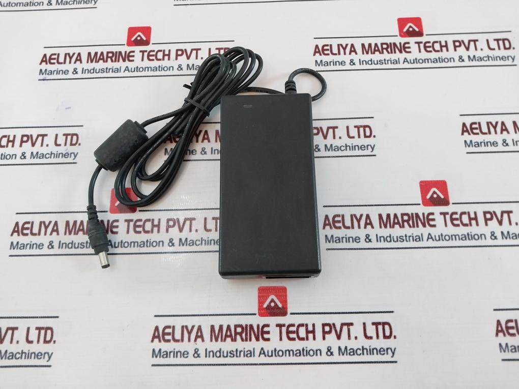 Lien Electronics LE-9702B+5012 AC Adapter Set 100-240V~ 50/60 Hz 1.5A