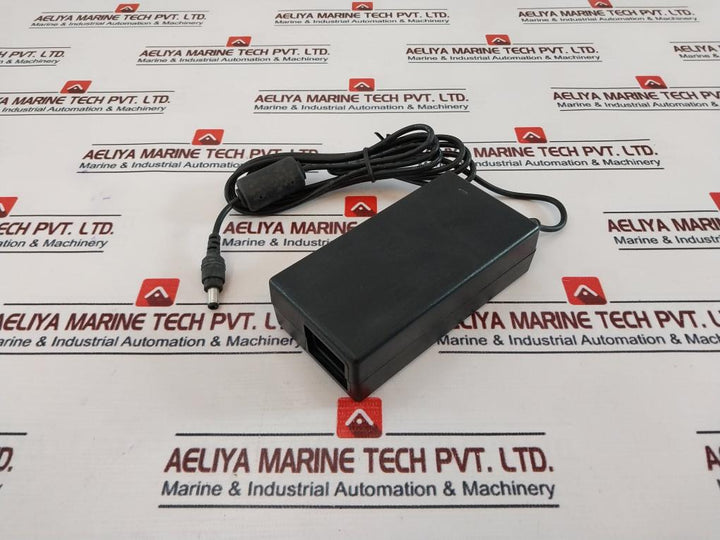 Lien Electronics LE-9702B+5012 AC Adapter Set 100-240V~ 50/60 Hz 1.5A