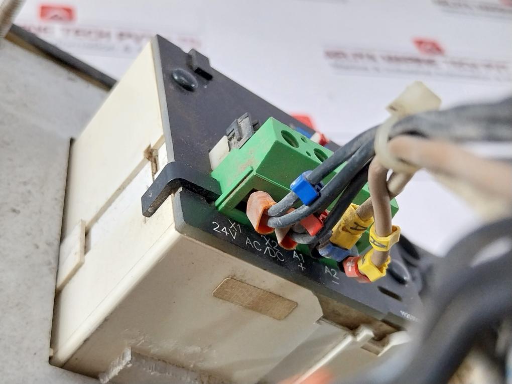 Lilaas Lf90S-01-06 Control Lever 4-20Ma 24Vac/Dc 2V