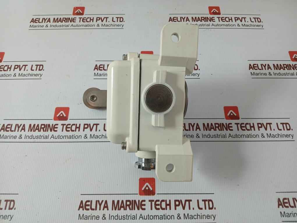 Limit Switch Lwio-sa1 Sakamoto Electric 500V 10A Ip66 Np2103-3