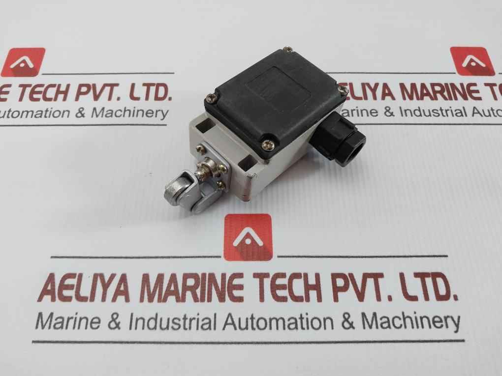 Limit Switch With A Top Push Roller Actuator Micro Instruments