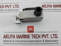 Limit Switch With A Top Push Roller Actuator Micro Instruments
