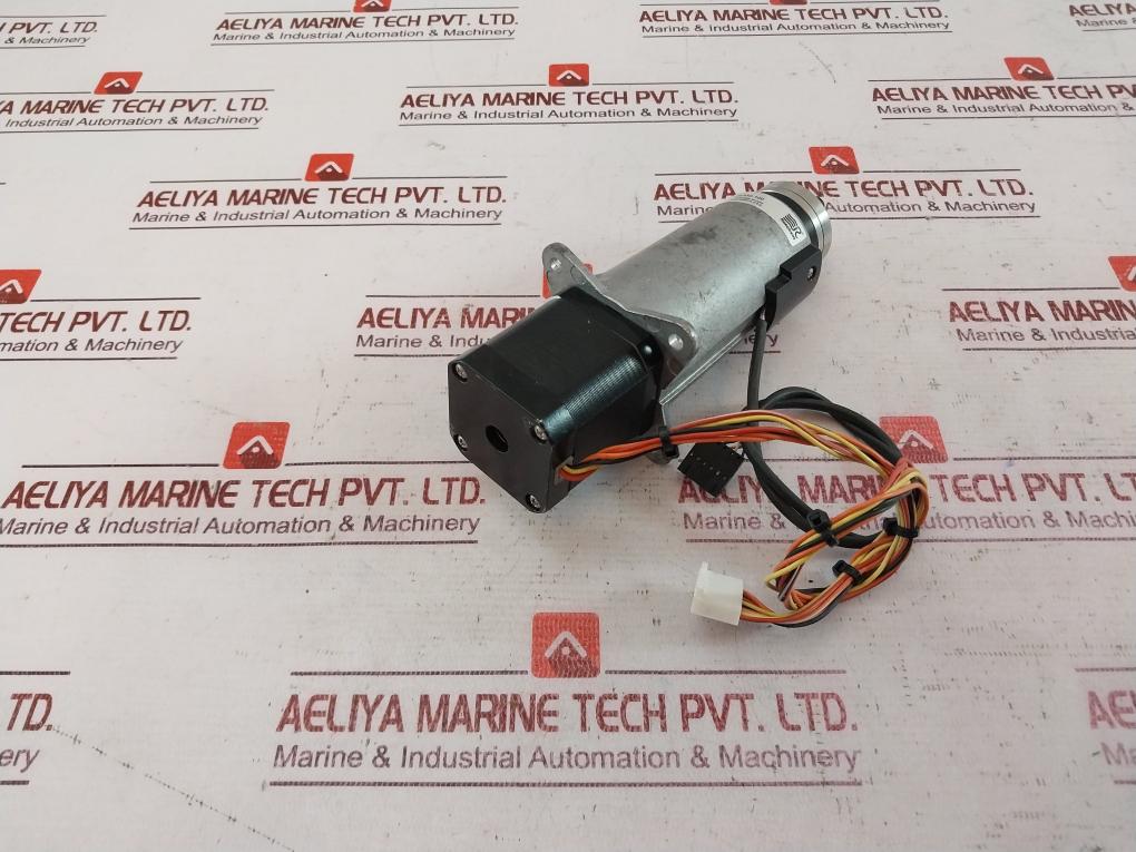 Lin Engineering 4118L-03E-02R0 Hybrid Stepper Motor 1.2A 050618 Rv510-100