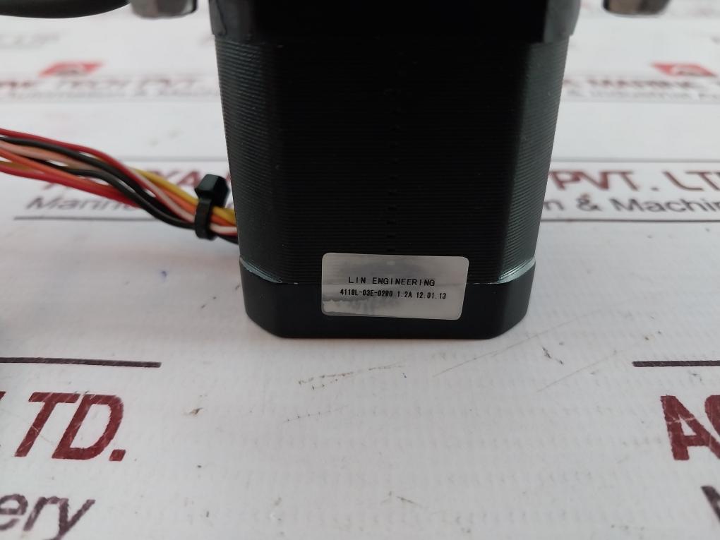 Lin Engineering 4118L-03E-02R0 Stepping Motor Rv500-100 Nas834-131 Rev: G 1.2A