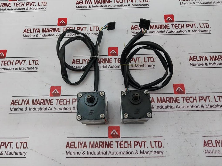 Lin Engineering 4118S-54-01Ro Stepper Motor 320 Gm