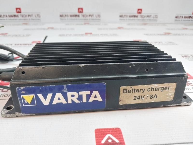 Lindmark Electric 24V/8A Varta Battery Charger 24V Dc/8A Ip65 29.4V