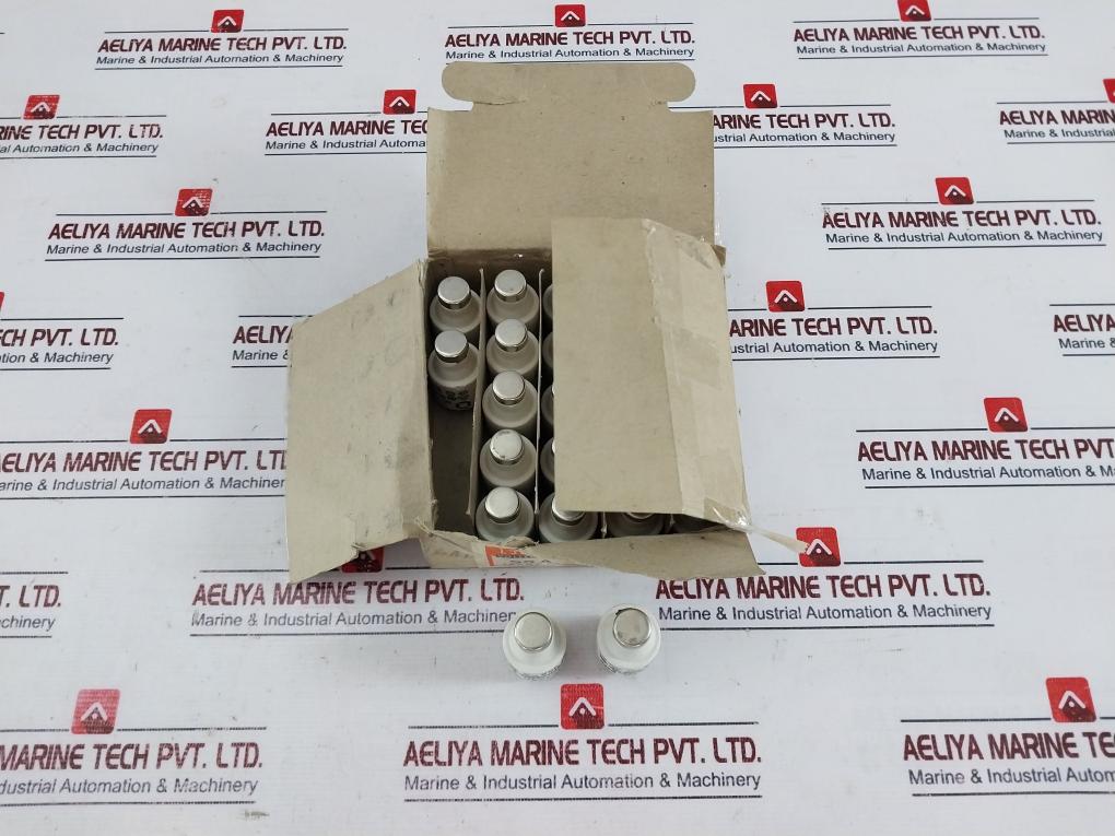 Lot Of 6X Lindner 35A 500V Cartridge Fuse Rated Voltage 500V