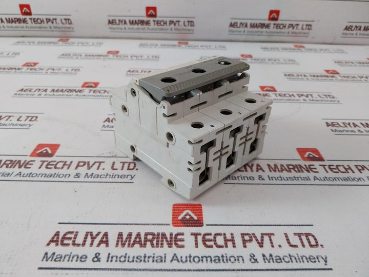 Lindner 4863.06304 Disconnect Fuse Switch 63A-440V 50Hz Ac22