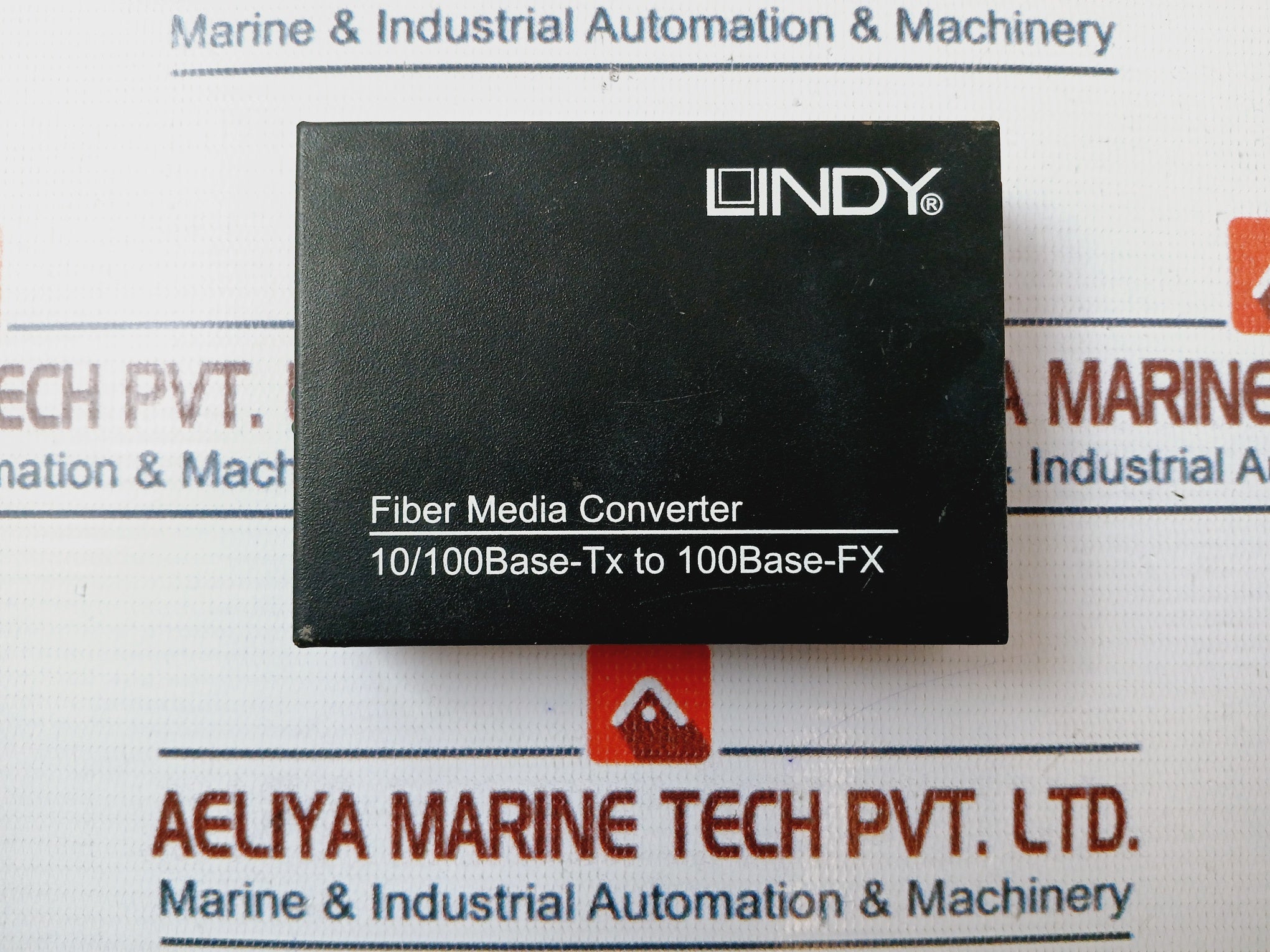 Lindy 10/100 Base-tx To 100 Base-fx Fiber Media Converter Dc 5V