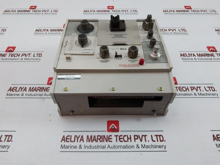 178 Linear Ic Test Fixture 0 To 30V Tektronix