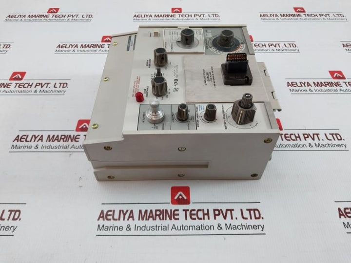 178 Linear Ic Test Fixture 0 To 30V Tektronix