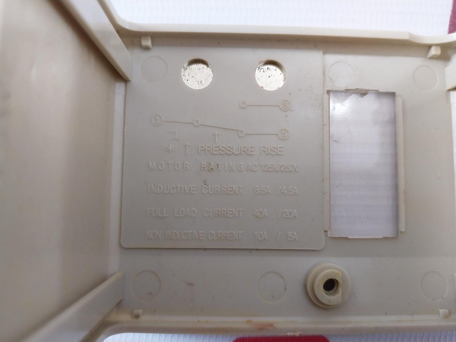 Linero Controls Hs-230 Pressure Control Switch 0.5-3 Mpa Ac 125V/250V 3.3 Mpa