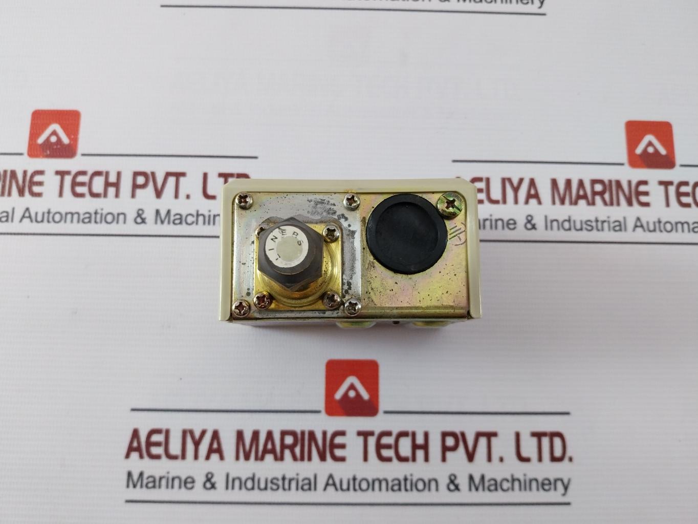 Linero Controls Hs-230 Pressure Control Switch 0.5-3 Mpa Ac 125V/250V 3.3 Mpa