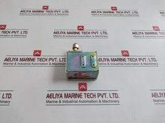 Linero Controls Hs-230 Pressure Control Switch 5-30 Kgf/Cm2 0.5-3 Mpa 30Km
