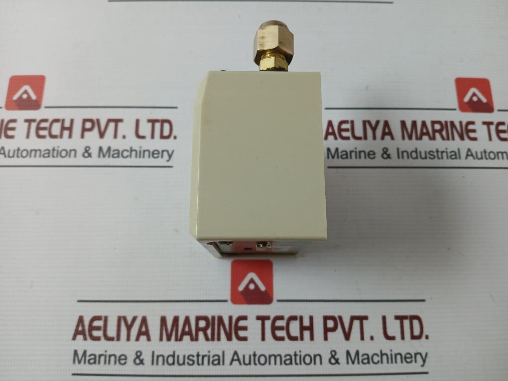 Linero Controls Hs-230 Pressure Controls Switch 5-30 Kgf/Cm2 Ac 125V/250V