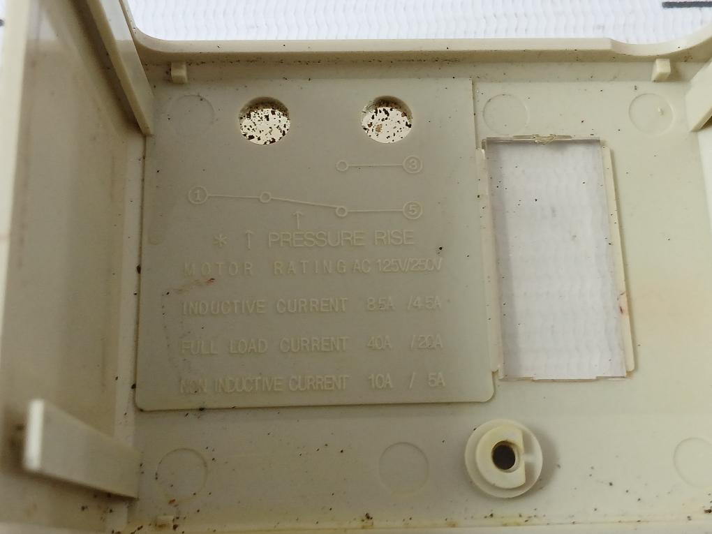 Linero Controls Hs-230 Pressure Controls Switch 5-30 Kgf/Cm2 Ac 125V/250V