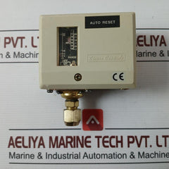 Linero Controls Hs-230 Pressure Control Switch 5-30 Kgf/Cm2 Ac 125V/250V 9147