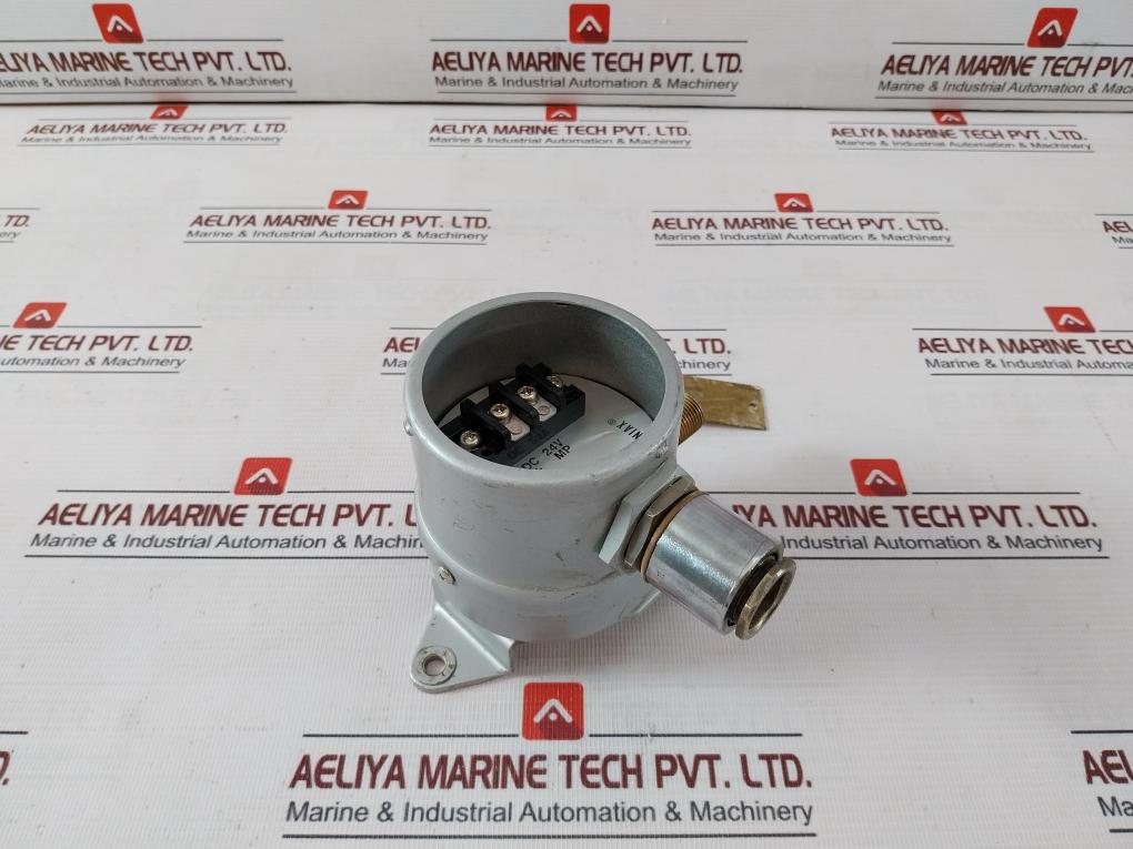 Liniax Pif091/4220 Pressure Transmitter F.O. Bunk Press Oscg Dc 24V