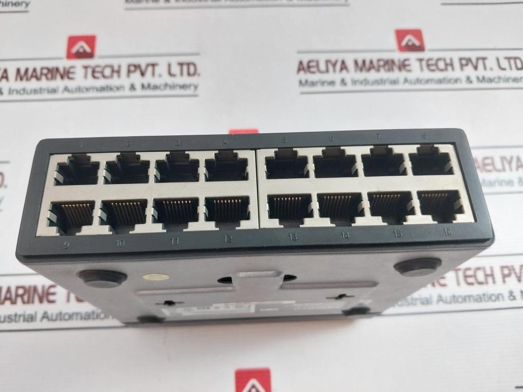 Linksys Sd216 16-port 10/100 Desktop Ethernet Network Switch Ver.2