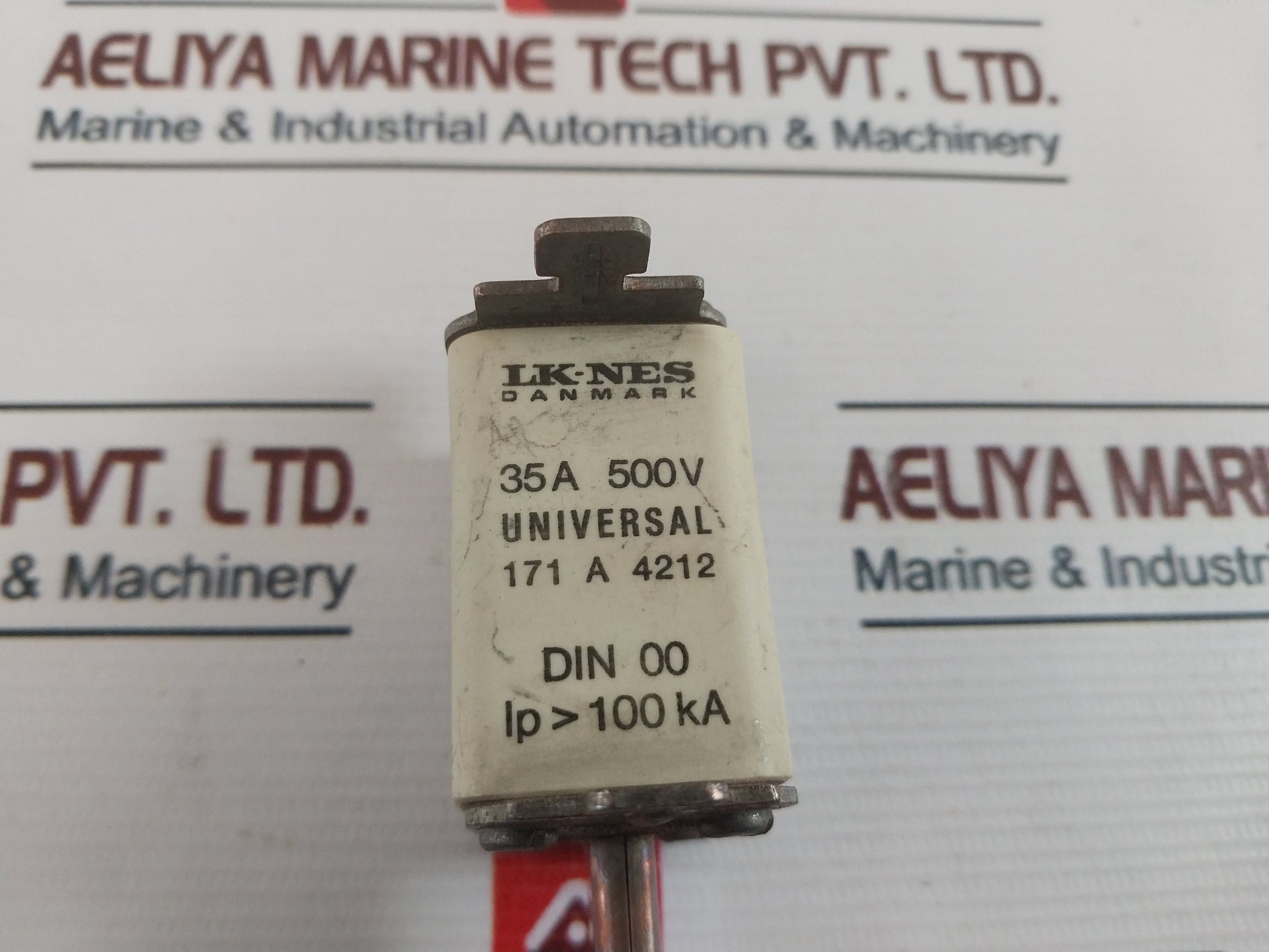 Lk-nes 171 A 4212 Universal Fuse 35A 500V Din 00