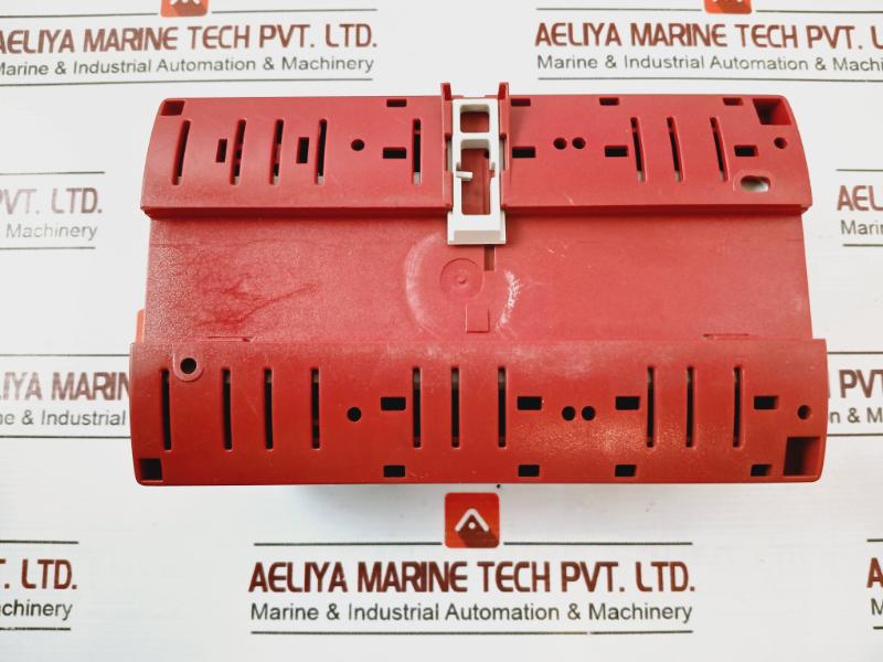 Lonmark Tac Xenta 301 Network And Pc Communication 0-10V Outputs Relay