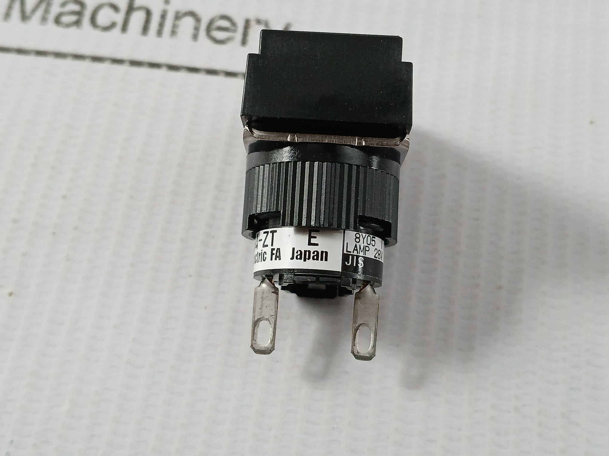 Lot-Of-5x-Ah164-Zt-Pushbutton-Pilot-Light-150v-1-2w-Max-By-Fuji-Electric-9