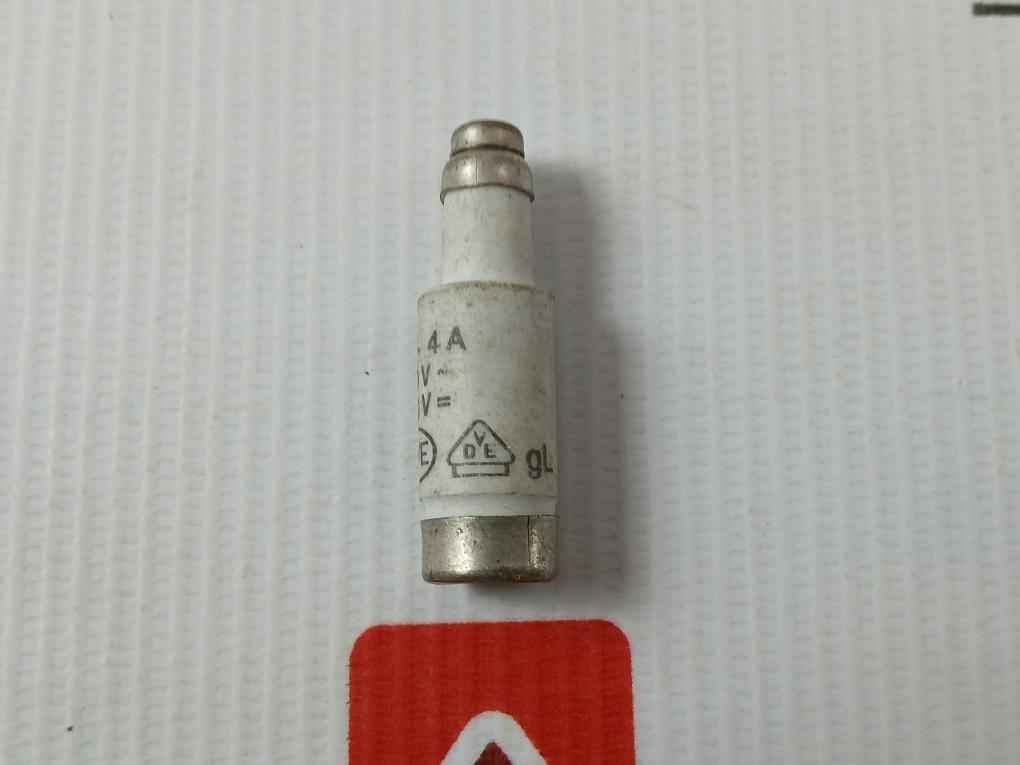 Lot Of 10X Kvgy D 01-4A Gl Bottle Fuse 400V~