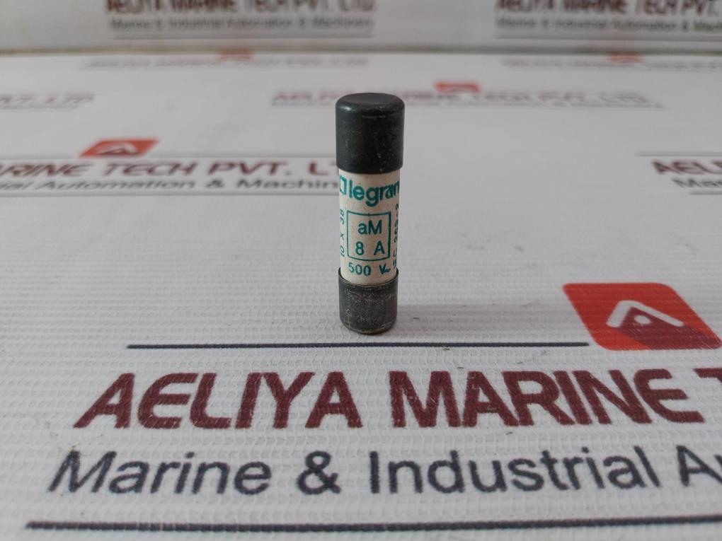 Lot Of 10X Legrand 130 08 Ceramic Cartridge Fuse 8Amp 500Vac