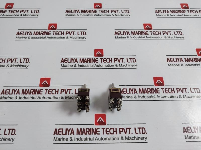 Lot of 10X 505006 Toggle Switch