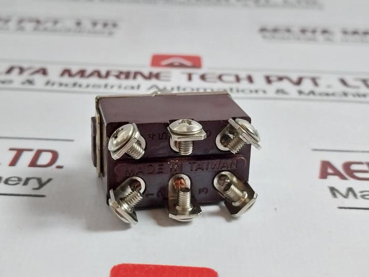 Lot of 10X 505006 Toggle Switch
