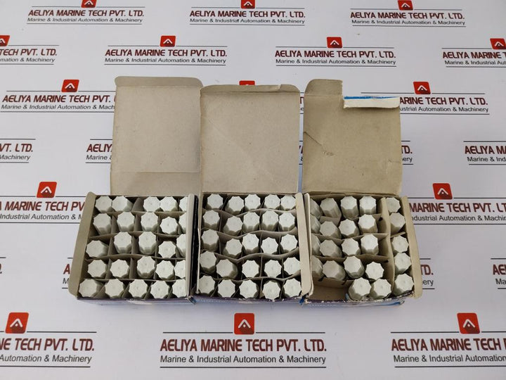 Lot of 10X SUNLUX FG-7E Screw Base Fluorescent Lamp Starter 4-10 Watt 130/240V