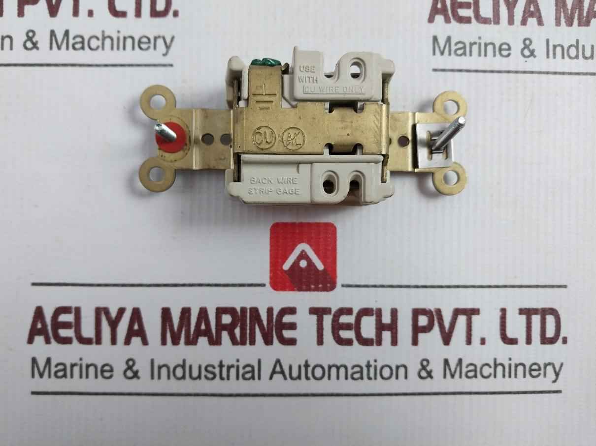 Lot Of 11X Hubbell Hbl5361Inp7I Flush Type Receptacle 20A-125V