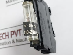 Lot of 11X PHOENIX CONTACT ST-SILA 250 Fuse Plug with Light Indicator 500V 10A