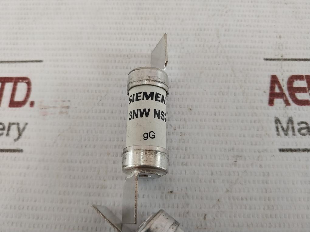 Lot Of 11X Siemens 3Nwns2 Hrc Fuse Link 2 Amps 415Vac 80Ka 36966820 100696641