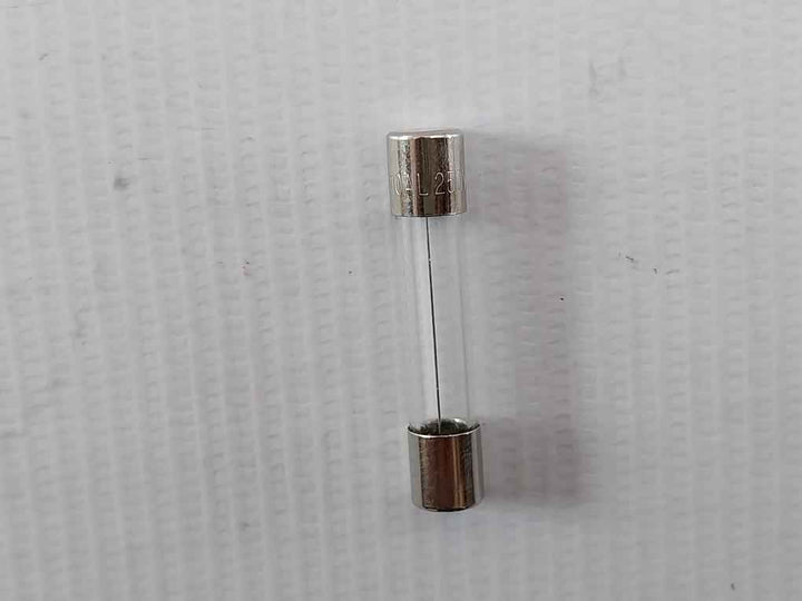 Lot Of 11x F10al250v Glass Fuse 10a 6.3 X 32 Mm