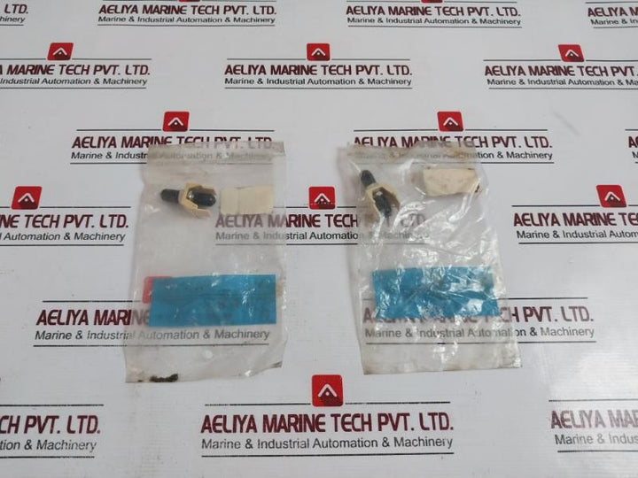 Lot of 12X Allen Tel Products AT31ST-09 ST Fiber Adapter Ivory Housing